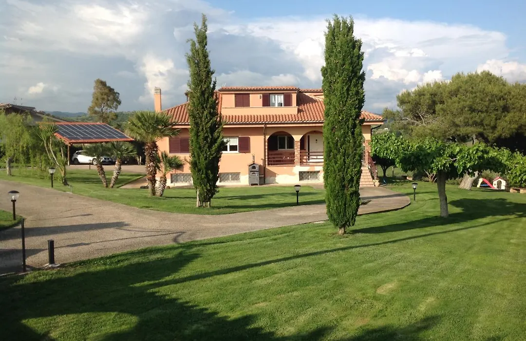 Bed&Breakfast La Volpe e L'Uva-1